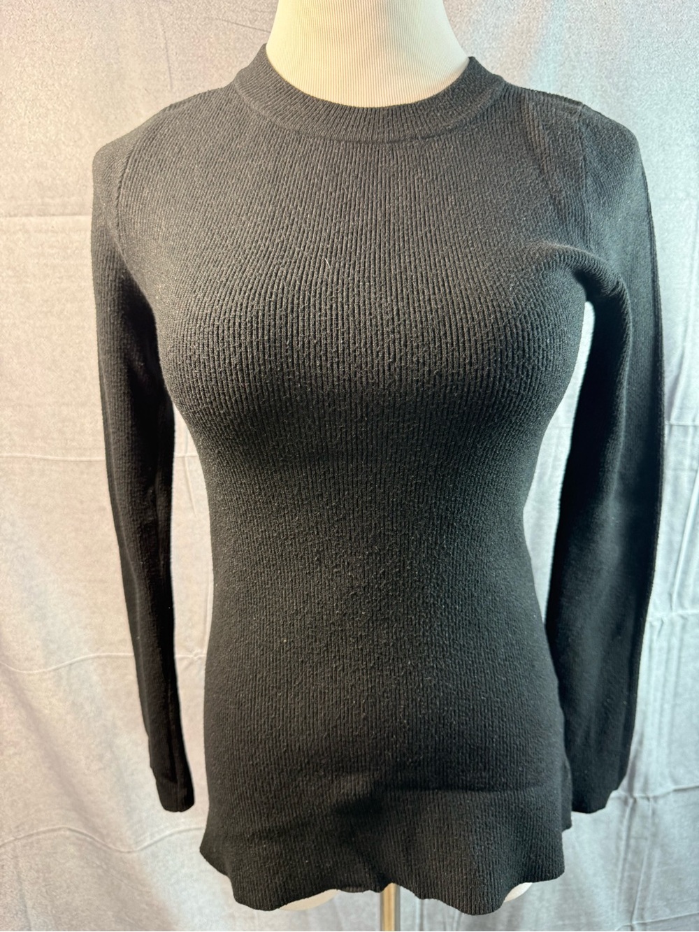 1593-Cyrus Black Ribbed Crewneck Sweater